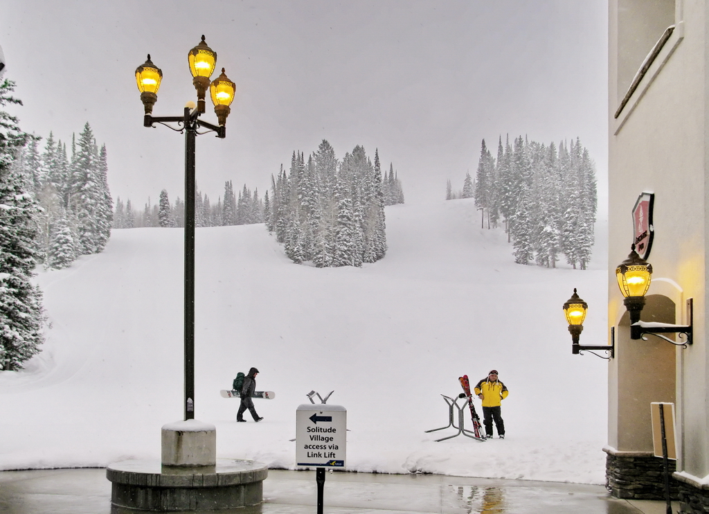 IMAGE: http://parkersspace.com/images/Picturehost/Utah_Holiday.jpg