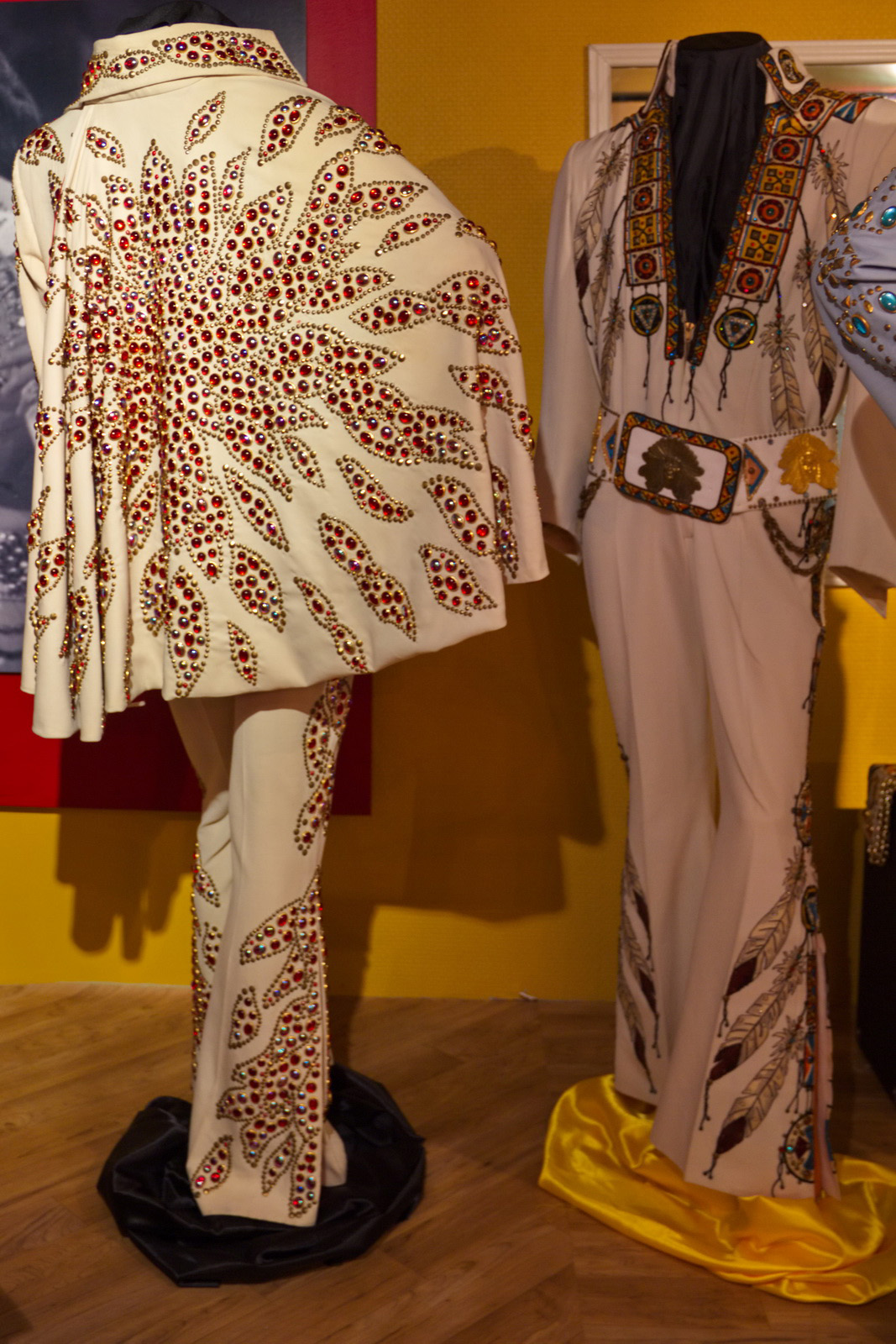 Elvis costumes must have been heavy, many to see on display at Graceland.